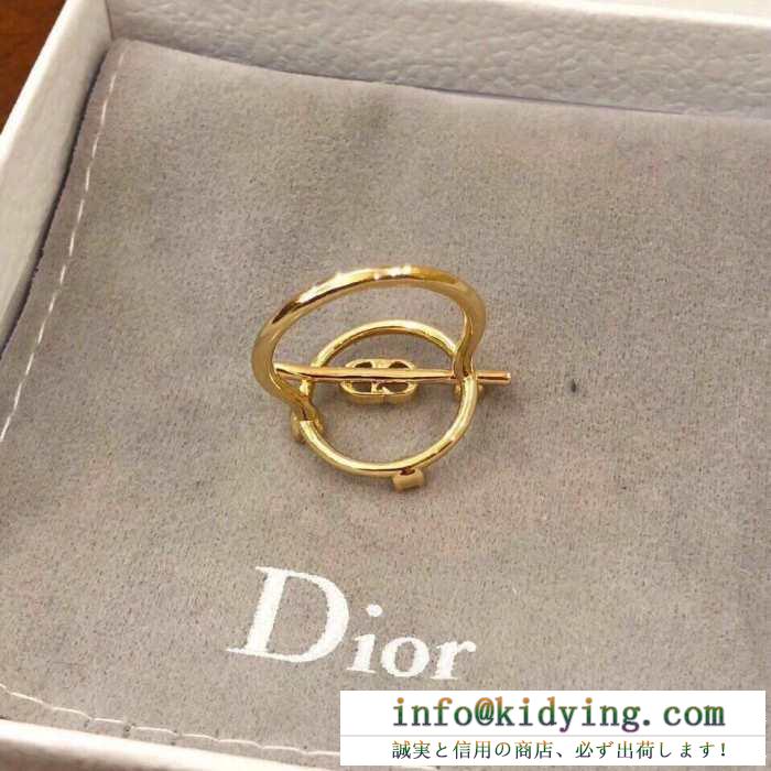 ディオール リング レディース クールでスタイリッシュなスタイル dior コピー ゴールド デイリー ロゴ 着こなし 品質保証