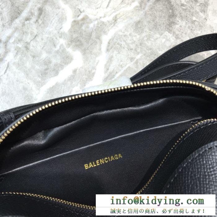 BALENCIAGA ショルダーバッグ 優しい印象のスタイルに レディース コピー ロゴ バレンシアガ 多色 激安 558171_0otnm_1090