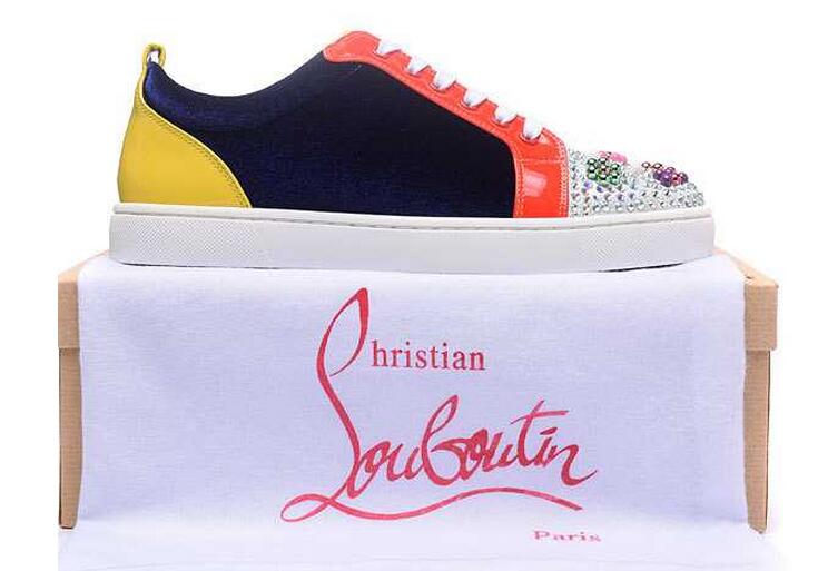 キレイ目にクリスチャンルブタン christian louboutin 快適な履き心地シューズ人気ブランドランキング