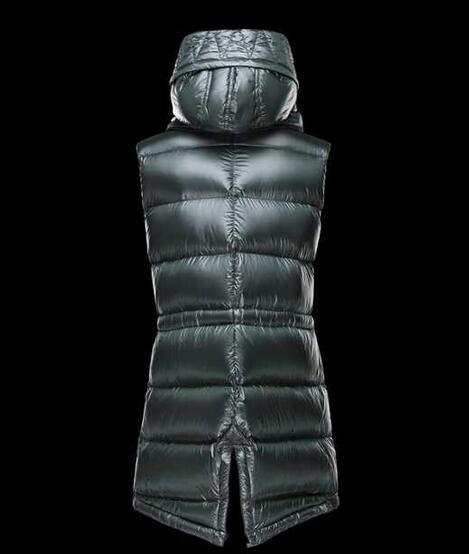 低価格 moncler モンクレール 偽物 通販 着心地も人気のダウンジャケット