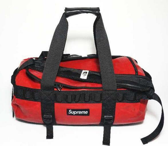 重宝するSUPREME シュプリーム バッグ コピー 　相性抜群　バッグ