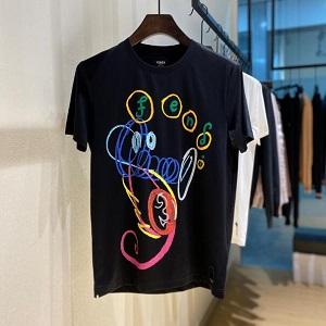 かっこいいFENDI落書きプリント半袖Ｔシャツコピーフェンディ人気モデル