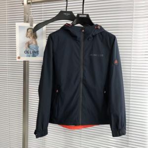 お得な注目ブランドMONCLER モンクレール 高品質偽物 ジャケット クールに着こなすことができ 2色展開