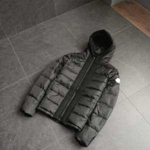 人気商品   2016秋冬モンクレール MONCLER  ベ...