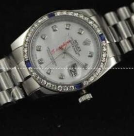 機能搭載のRolex　コピー、ロレックスのダイヤモンド付き男女兼用腕時計.