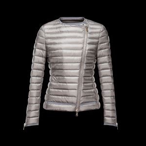 値下げ！ 2017秋冬 MONCLER モンクレール ダウン...