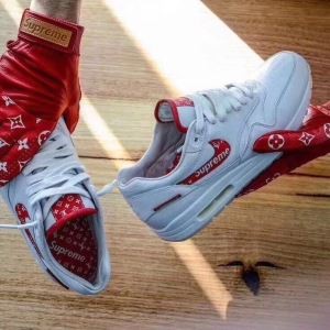 スニーカー Supreme x Louis Vuitton x Nike Air Max 1 2017秋冬 人気激売れ 2色可選