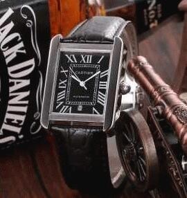 数量限定セールCARTIERカルティエ 時計タンクソロ SG XL W5200026偽物 腕時計 レディース ウォッチ　ブラック　多色
