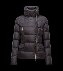 上質 MONCLER モンクレールレディースダウンジャケット...