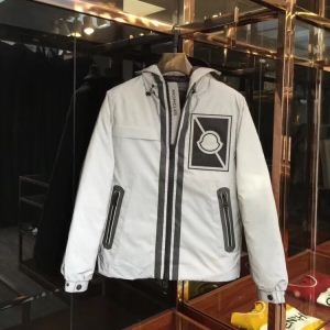 人気ブランドランキング MONCLER モンクレール 人気商品新色登場！ ダウンジャケット メンズ 新商品特価