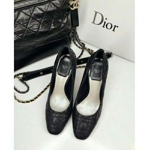 2018限定モデル ディオール上品な印象 DIOR 2色可選 ハイヒール高級感を演出