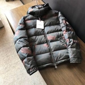 オススメのお品 ダウンジャケッ 優れた品質 主役になる存在感 MONCLER モンクレールト