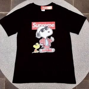 シュプリーム ヴィトン t シャツ 偽物SUPREME LOUIS VUITTONコラボアプリント半袖スヌーピーウッドストック