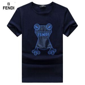 春夏季超人気手元在庫あり FENDI フェンディ 半袖Tシャ...