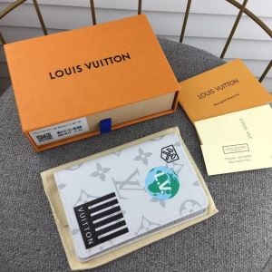 2色可選 財布 ルイ ヴィトン LOUIS VUITTON SS19待望入荷VIP価格 春先や夏にぴったりの新作