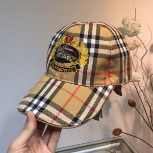 春夏新作奇跡の再入荷 安心の関税送料込 19SS 新作  バーバリー BURBERRY ベースボールキャップ