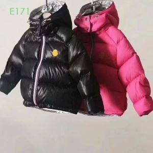 雑誌掲載で早くも話題の秋冬新作 MONCLER 2色可選 ダ...