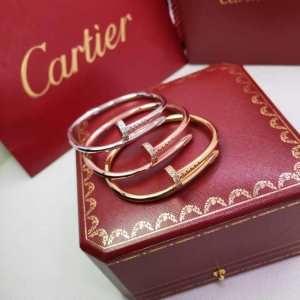 カルティエ ブレスレット 釘 ナチュラルでトレンディな雰囲気に 2019限定 レディース Cartier コピー 多色可選 日常 最安値