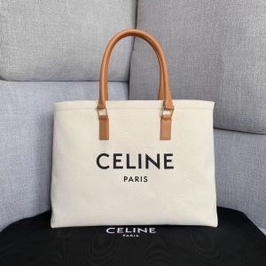 ハンドバッグ  セリーヌCELINE 2019年秋冬人気新作の速報 堂々の1位はギフトも大人気の秋冬新作