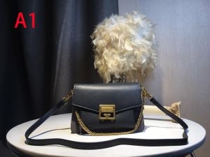 ジバンシー GIVENCHY 斜め掛けバッグ 3色可選 20...