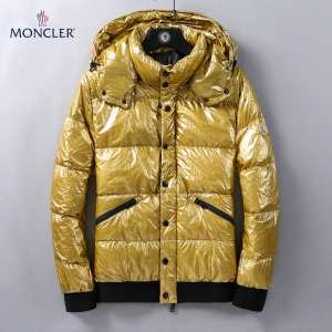 MONCLER  断然今年らしい人気秋冬新作  モンクレール 秋冬を力強くバックアップしてくれる メンズ ダウンジャケット 一枚とオシャレな冬を過ごしたい