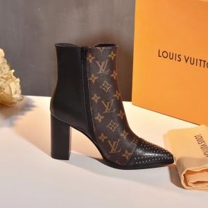 ブーツ Louis Vuitton レディース 軽くてシックな質感を誇る限定品 ルイ ヴィトン コピー トレンド モノグラム デイリー 格安
