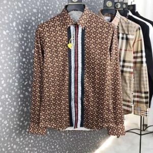 手を出しやすいプライスも魅力  バーバリー BURBERRY...