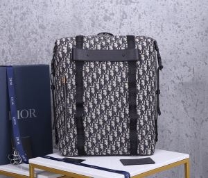 ディオール バックパック 通販 ナチュラルなコーデを格上げ メンズ DIOR コピー モノグラム おしゃれ 限定品 最高品質