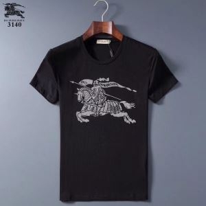 話題をさらった新品  2色可選 半袖Tシャツ 激安2020春...