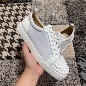 LOUIS ルイス スニーカー コピー スタイリッシュな雰囲気に クリスチャンルブタン Christian Louboutin メンズ お買い得