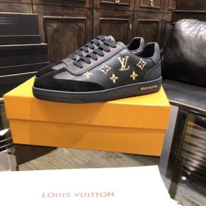 ルイ ヴィトン 2020春トレンドカラー 2色可選  LOUIS VUITTON 国内完売となっているレア商品 スニーカー