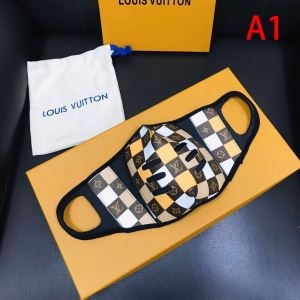 ルイヴィトン マスク コピー 日常おでかけが楽しむモデル 2020春夏 Louis Vuitton 2色 限定新作 人気 おすすめ 最安値
