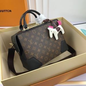 ルイ ヴィトン ショルダーバッグ コピー 大人シックさを楽しむアイテム Louis Vuitton レディース ブランド 最高品質