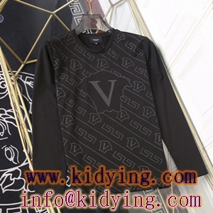 手頃な価格に新品おすすめ VERSACE ヴェルサーチ 偽物 長袖ｔシャツ 2色可選 無地のデザインで人気