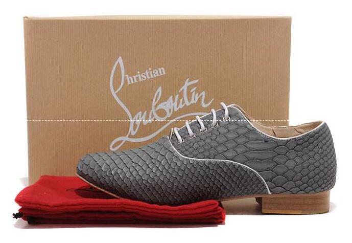 履き心地が抜群なChristian louboutin、ルブタン メンズ 靴 コピーの紐付きシューズ.