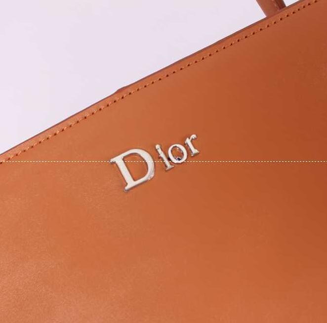 お洒落なディオール バッグ レディース 最安値お買い得なdior ブラウン レディースショルダーバッグ ハンドバッグ.