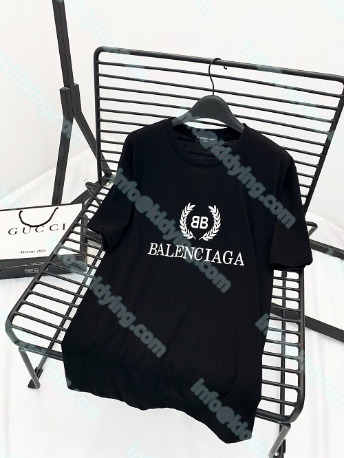 BALENCIAGA バレンシアガ半袖 Tシャツコピー