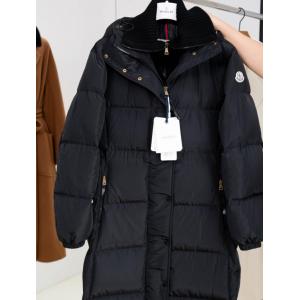 偽 ブランド 通販羽绒服モンクレール今季トレンド 著名人から愛される 冬らしく爽やかな印象.
