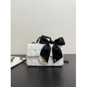 新作可愛い花柄  素敵続くトレンド 様々なシーンに対応できるアイテムCHANELコピー ブランド 通販 安心バッグ.