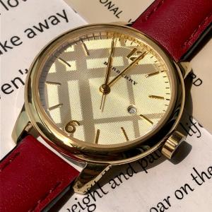 ビックシルエット 着回しアイテム 話題性が高いBURBERRYコピー 品 販売    時計..