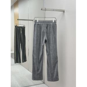コピー ブランド 販売セリーヌ洗練デザイン 最新商品即完売必至 ヘルシー 抜け感重視ジーンズ..
