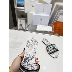 限定デザイン 清潔感溢れる 国内発機能的    サンダルブランド コピー s 級ディオール..