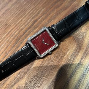 大人気!!完売前に 人気商品新色登場！ お得低価LOUIS VUITTONスーパー コピー どこで 買える時計..