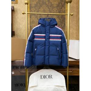 偽物 通販ディオール日本未入荷 確保済み安心国内発送 肌触りのいい      ダウンジャケット.