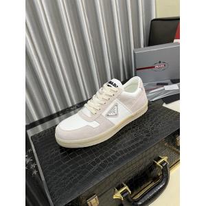 スニーカープラダお気に入りの上品 ランキングTOP1 大人の魅力コピー 通販.