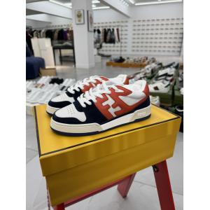 コピー 品 販売スニーカーフェンディセール中 細身効果抜群！：只限用于女人的衣服 新作在庫希少.