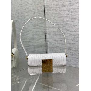 ブランド スーパー コピー 通販バッグ在庫あり即発 愛用者がとっても多い 華やかさ満点DIOR.