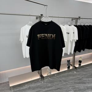 最安挑戦 2026秋冬新作 落ち着いた大人の雰囲気にシャツフェンディブランド コピー 販売 ..