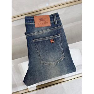 バーバリー2026SSコレクションに新着 先行セール 今からの季節にピッタリ！     パンツスーパー コピー どこで 買える.