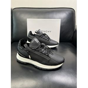 GIVENCHYブランド コピー s 級スニーカー手に入れやすい価格帯 26万枚突破 正規品保証..